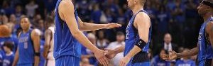 卡莱尔：在NBA还是每回合都教练喊战术的年代 我就完全放权给基德