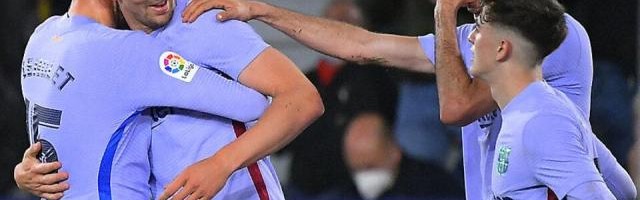 乐鱼娱乐在线登录入口-哈维：巴萨仍在争冠行列 德容：走着瞧，皇马必丢分